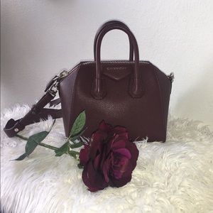 Givenchy Antigona mini bag in oxblood red🌹